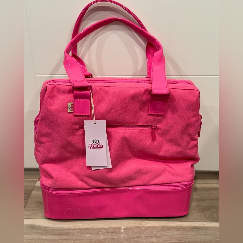 BRAND NEW Barbie Beis Mini Weekender Bag.